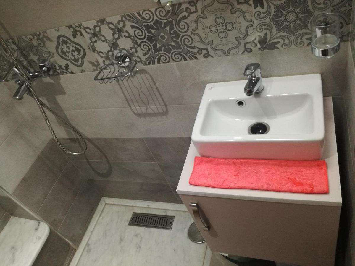 مبيت وإفطار إمسوان Genova Surf House المظهر الخارجي الصورة